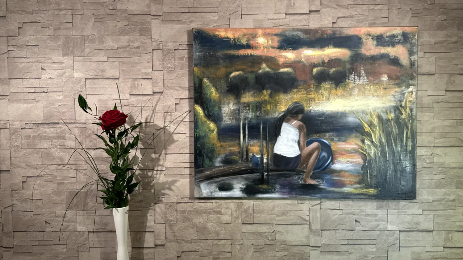 Frau am Wasser von Ines Burkhardt
